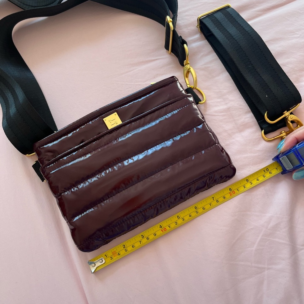 Think Royln puffer cross body bag burgundy - Picture 5 of 5